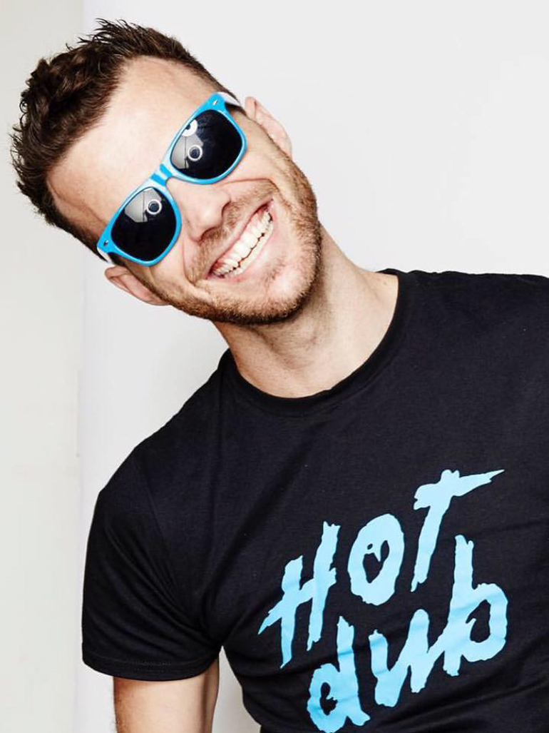 Back in time with DJ Tom Loud blog508px-hot-dub-time