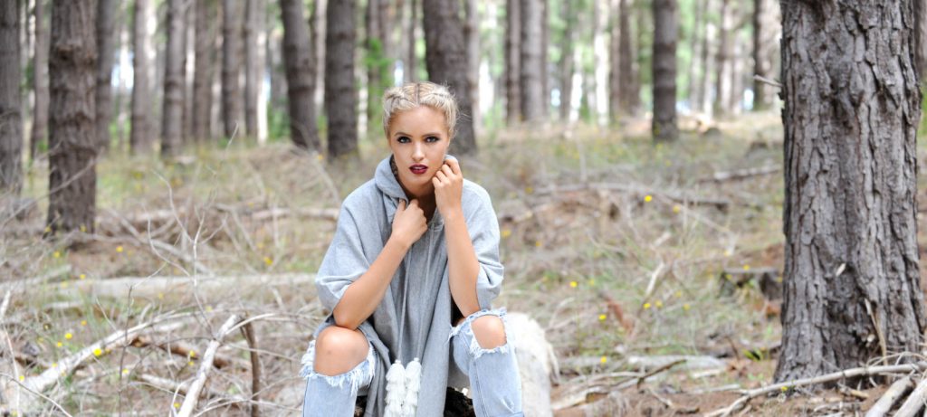 Smart fashion choice for the Eighth Letter Blog2000px PIC 3683 v2 1600x720 1