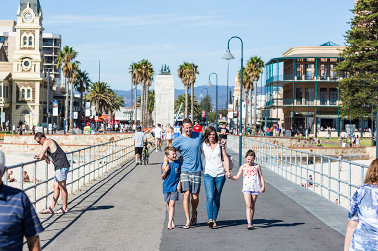 Blog770px GlenelgBeach